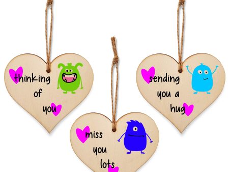 Set of 3 Hanging Decorations Wooden Hearts Send Love Friendship Card Gift | Thinking Of You | Miss You Lots | Sending a Hug Fashion