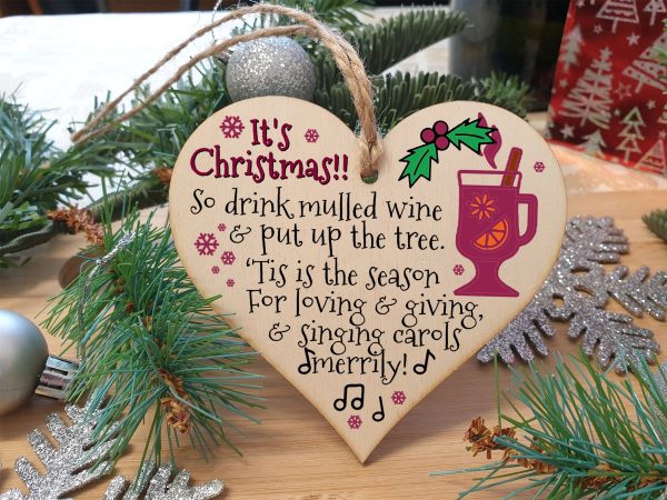 Handmade Christmas Hanging Wooden Heart Plaque Decoration Gift Christmas Mulled Wine Jolly Season Tag to wish someone special a merry xmas festive bauble Cheap