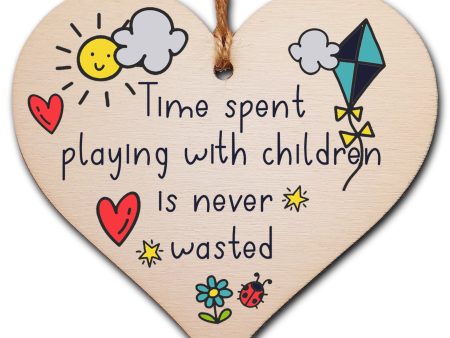 Handmade Wooden Hanging Heart Plaque Gift Time Playing With Children Inspirational Wall Hanger Card Alternative Mother Family Fashion