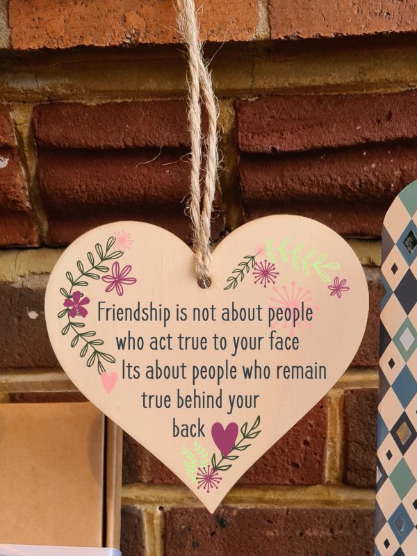 Handmade Wooden Hanging Heart Plaque Gift Friends Stay True Friendship Wall Hanger Colleague Present Card Alternative Online