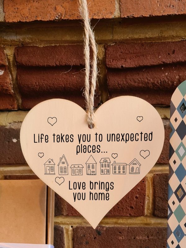 Handmade Wooden Hanging Heart Plaque Gift Life Unexpected Love Home Inspirational Wall Hanger Card Alternative Friendship Family Online Hot Sale