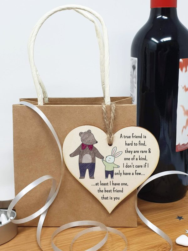 Handmade Wooden Hanging Heart Plaque Gift A true friend is hard to find best friend is you cute wall hanger card alternative for absent friends hand drawn design Online Sale